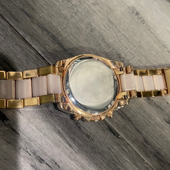 Michael Kors women’s watch - Picture 3 of 4